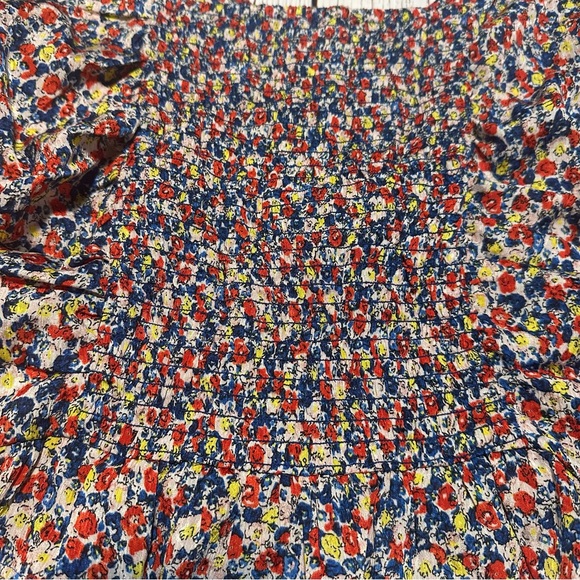 💎BOGO FREE💎H&M Puff Sleeved Peplum Blouse - Picture 9 of 9